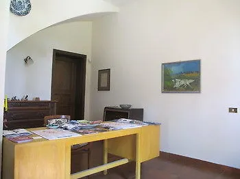 R&B Podere Angela Bed & Breakfast